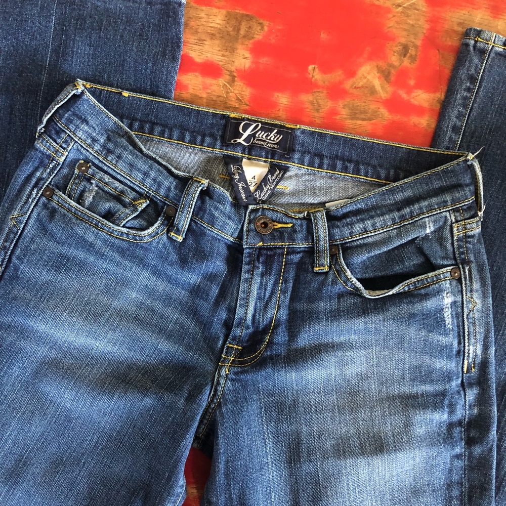 27/4 Long, Lucky Brand Cumberland Sweet n Low Jean